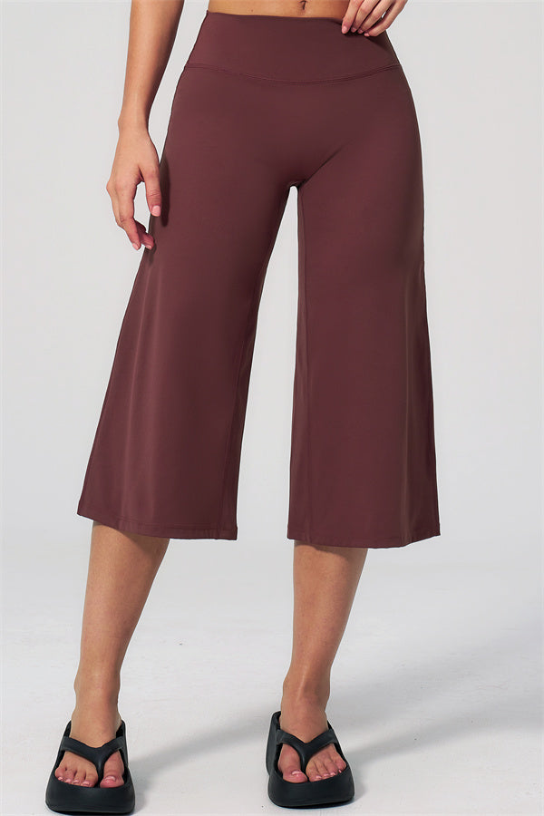 Nexus - Completo Top a Spalline e Pantaloni Corti a Gamba Larga per Donna