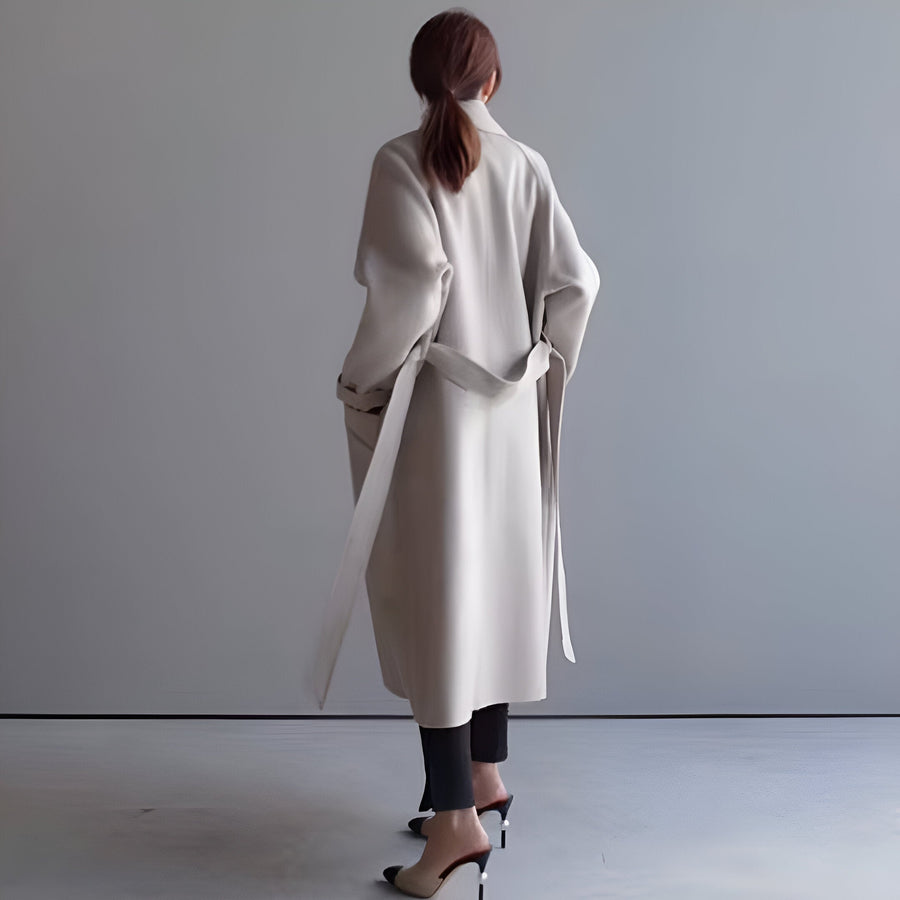 GRACE | Cappotto Elegante con Vita Strutturata da Donna