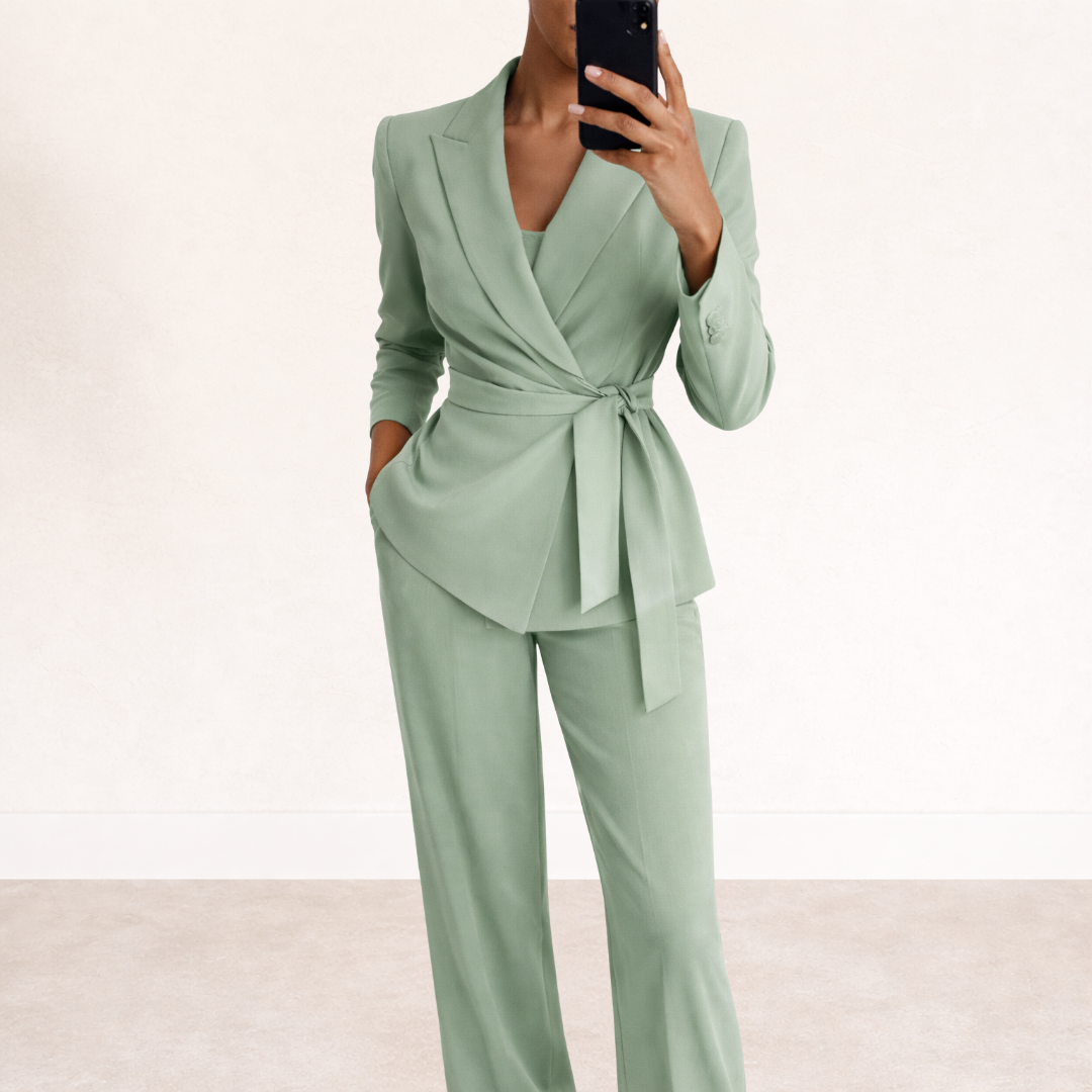 NIKA | Tailleur Elegante Due Pezzi da Donna