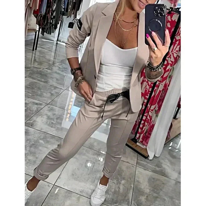 Savannah - Completo sob medida con uma giacca morbida e pantaloni di corrida confortevoli