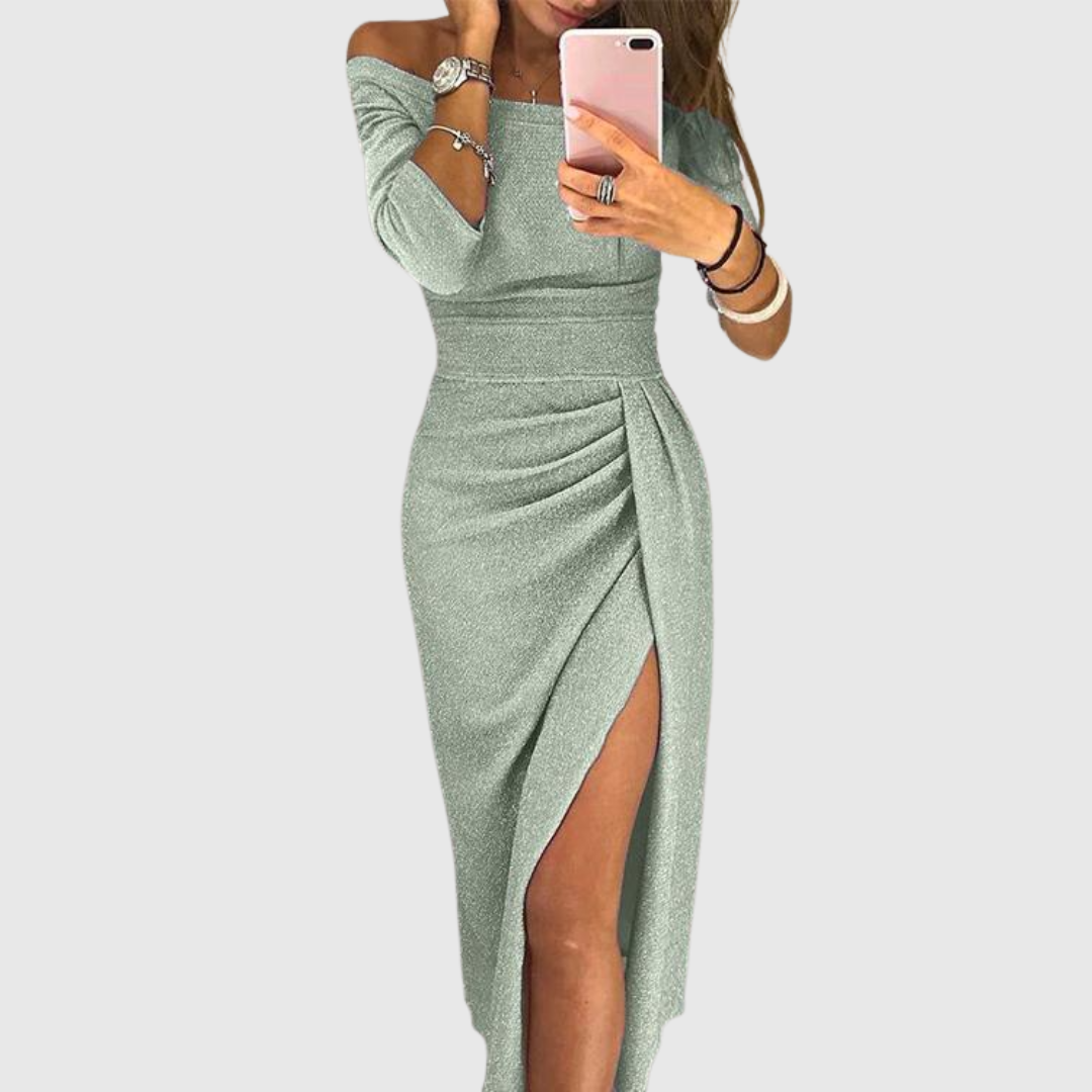 Isabeau | Abito maxi halter chic con um colorete elegante e fluido