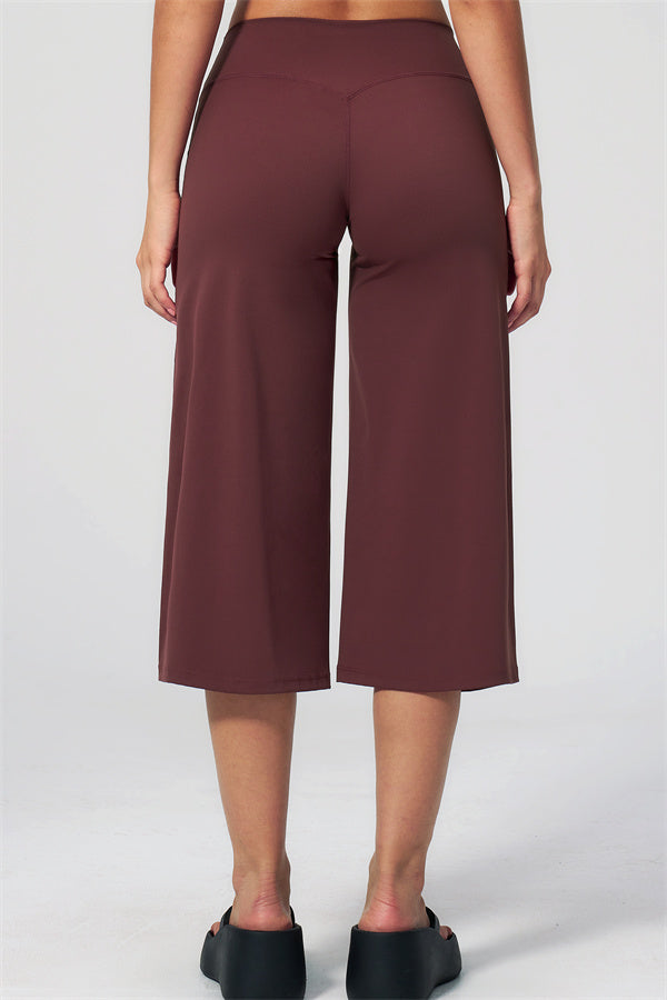 Nexus - Completo Top a Spalline e Pantaloni Corti a Gamba Larga per Donna