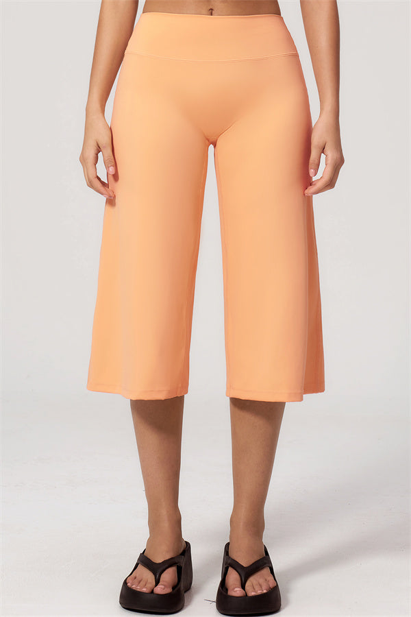 Nexus - Completo Top a Spalline e Pantaloni Corti a Gamba Larga per Donna