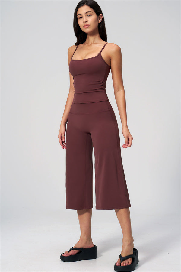 Nexus - Completo Top a Spalline e Pantaloni Corti a Gamba Larga per Donna
