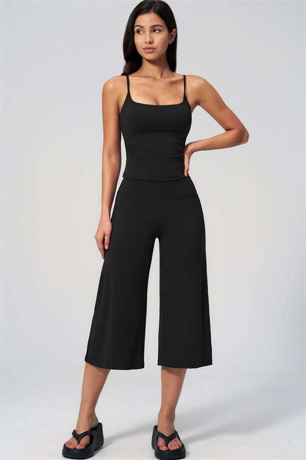 Nexus - Completo Top a Spalline e Pantaloni Corti a Gamba Larga per Donna