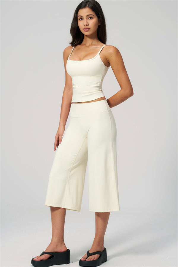 Nexus - Completo Top a Spalline e Pantaloni Corti a Gamba Larga per Donna