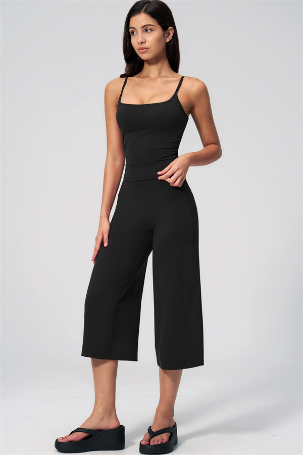 Nexus - Completo Top a Spalline e Pantaloni Corti a Gamba Larga per Donna