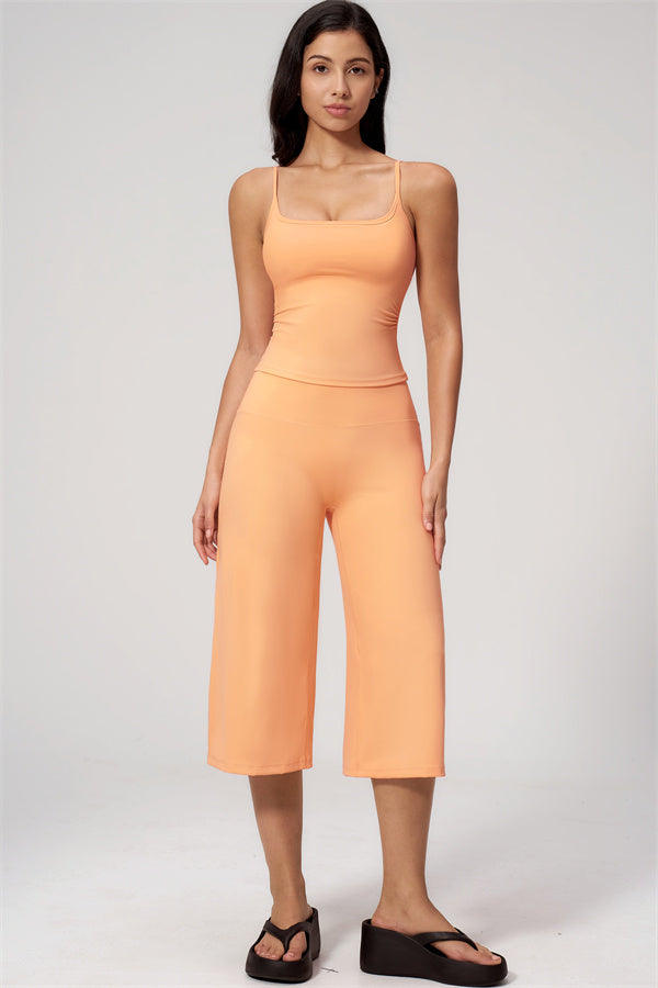 Nexus - Completo Top a Spalline e Pantaloni Corti a Gamba Larga per Donna