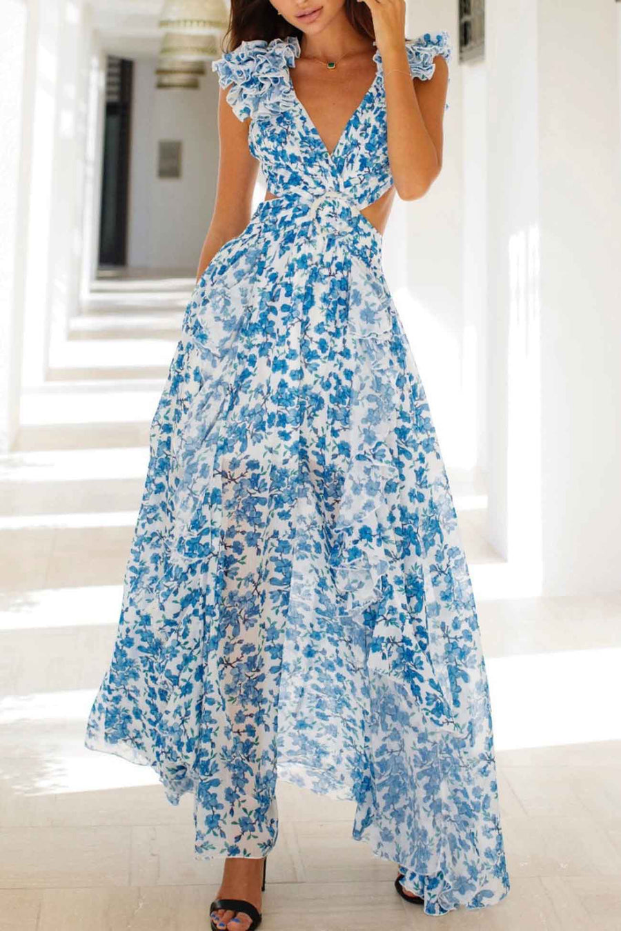 Isadora™ | Abito Lungo con Cut-Out e Maniche Svolazzanti