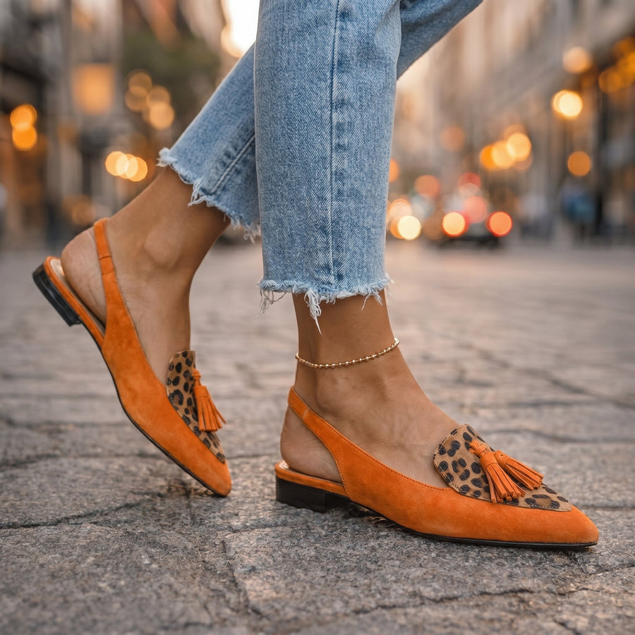 Lorena - Sandali con cinturini e nappine da donna