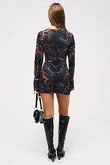 Chiara – Mini abito in rete con stampa leopardata