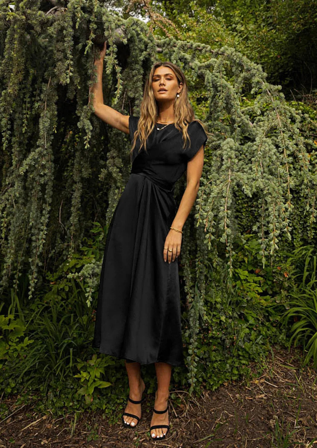Kyra™ | Abito di cetim elegante