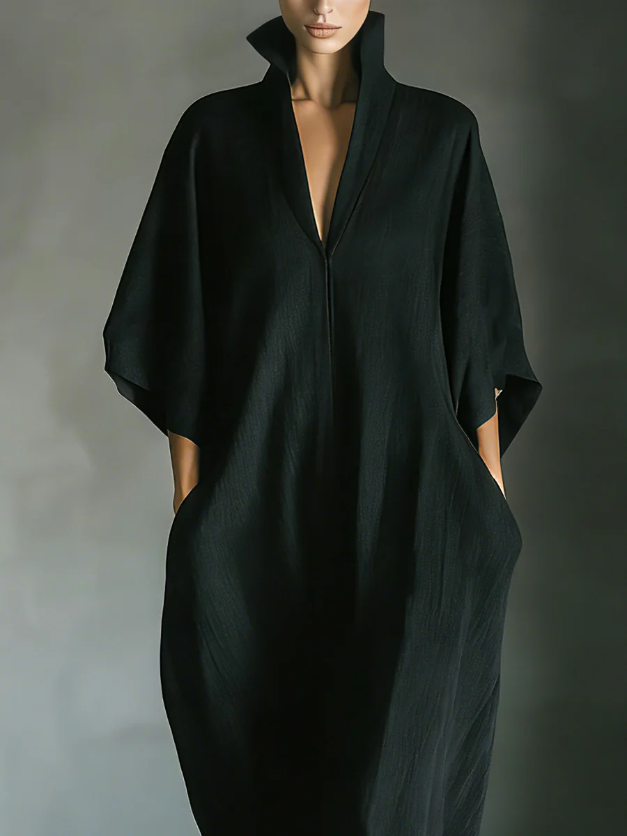 Caro – Abito Maxi Nero Minimalista con Maniche a Kimono da donna