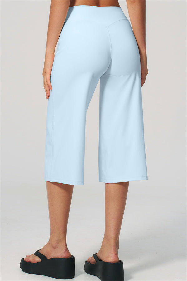 Nexus - Completo Top a Spalline e Pantaloni Corti a Gamba Larga per Donna