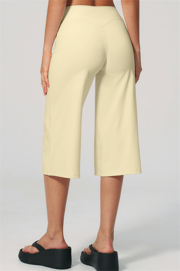 Nexus - Completo Top a Spalline e Pantaloni Corti a Gamba Larga per Donna