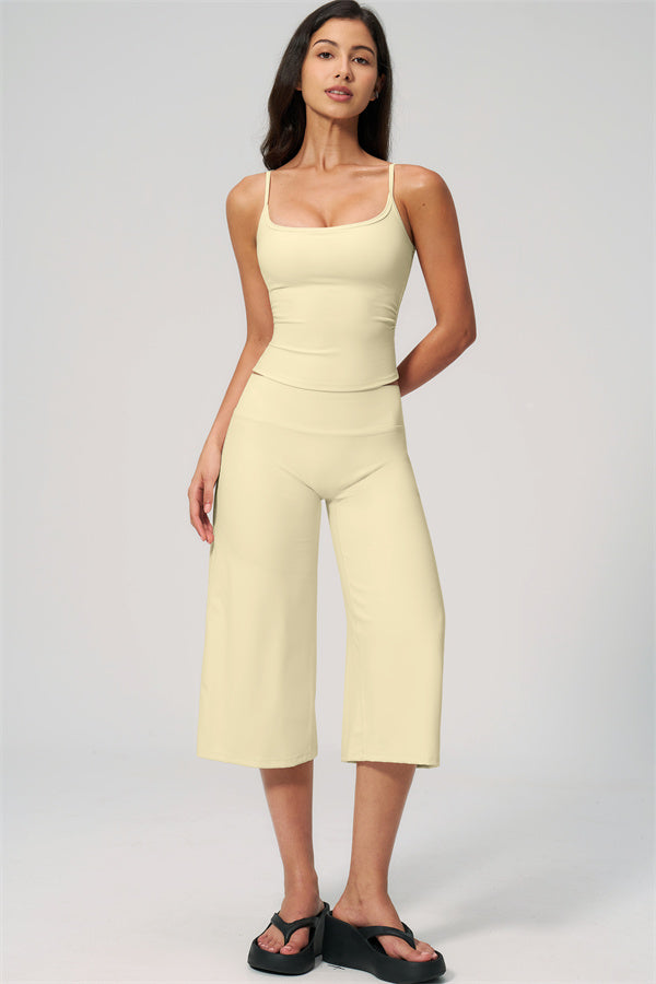 Nexus - Completo Top a Spalline e Pantaloni Corti a Gamba Larga per Donna