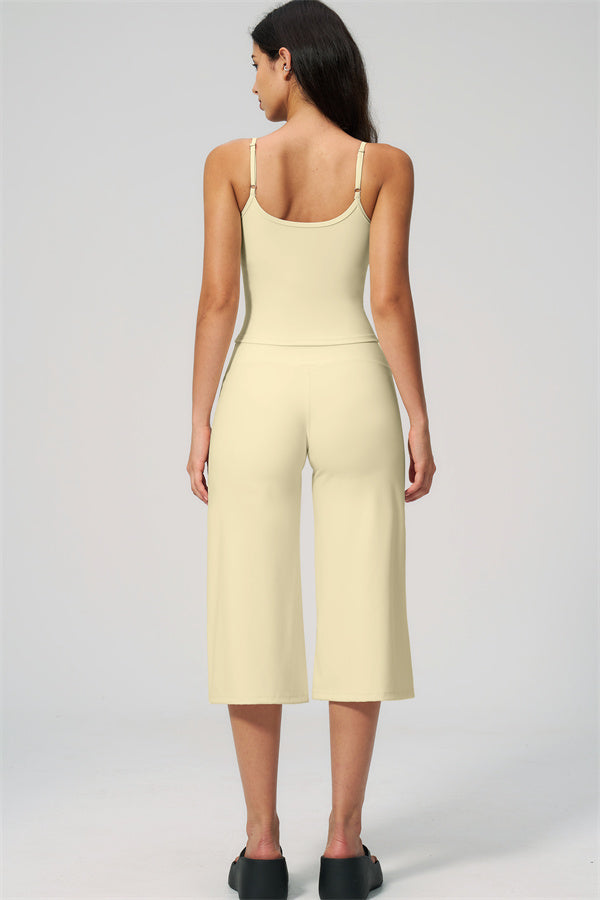 Nexus - Completo Top a Spalline e Pantaloni Corti a Gamba Larga per Donna