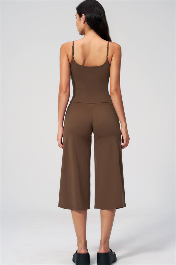 Nexus - Completo Top a Spalline e Pantaloni Corti a Gamba Larga per Donna