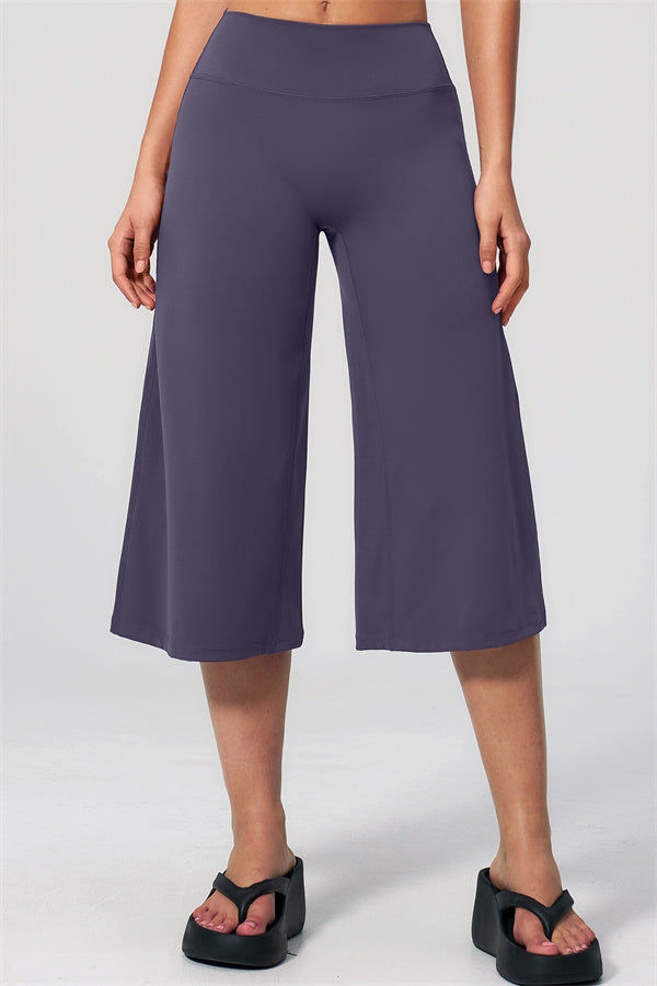 Nexus - Completo Top a Spalline e Pantaloni Corti a Gamba Larga per Donna