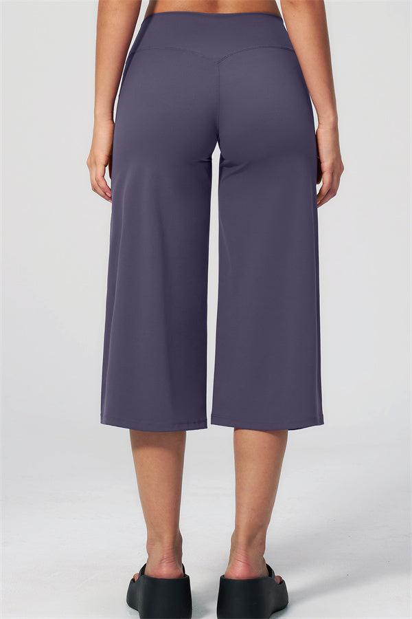 Nexus - Completo Top a Spalline e Pantaloni Corti a Gamba Larga per Donna