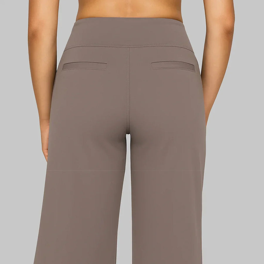 Klara | i pantalonealoni elasticizzati conodi per tutte le donne
