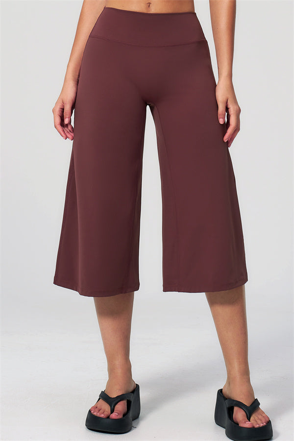 Nexus - Completo Top a Spalline e Pantaloni Corti a Gamba Larga per Donna