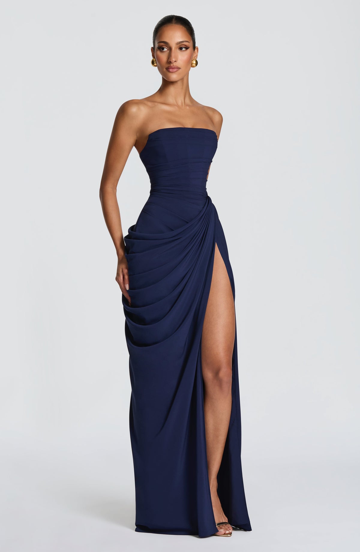 SKY - Eleganza escultural que define a tua figura da donna