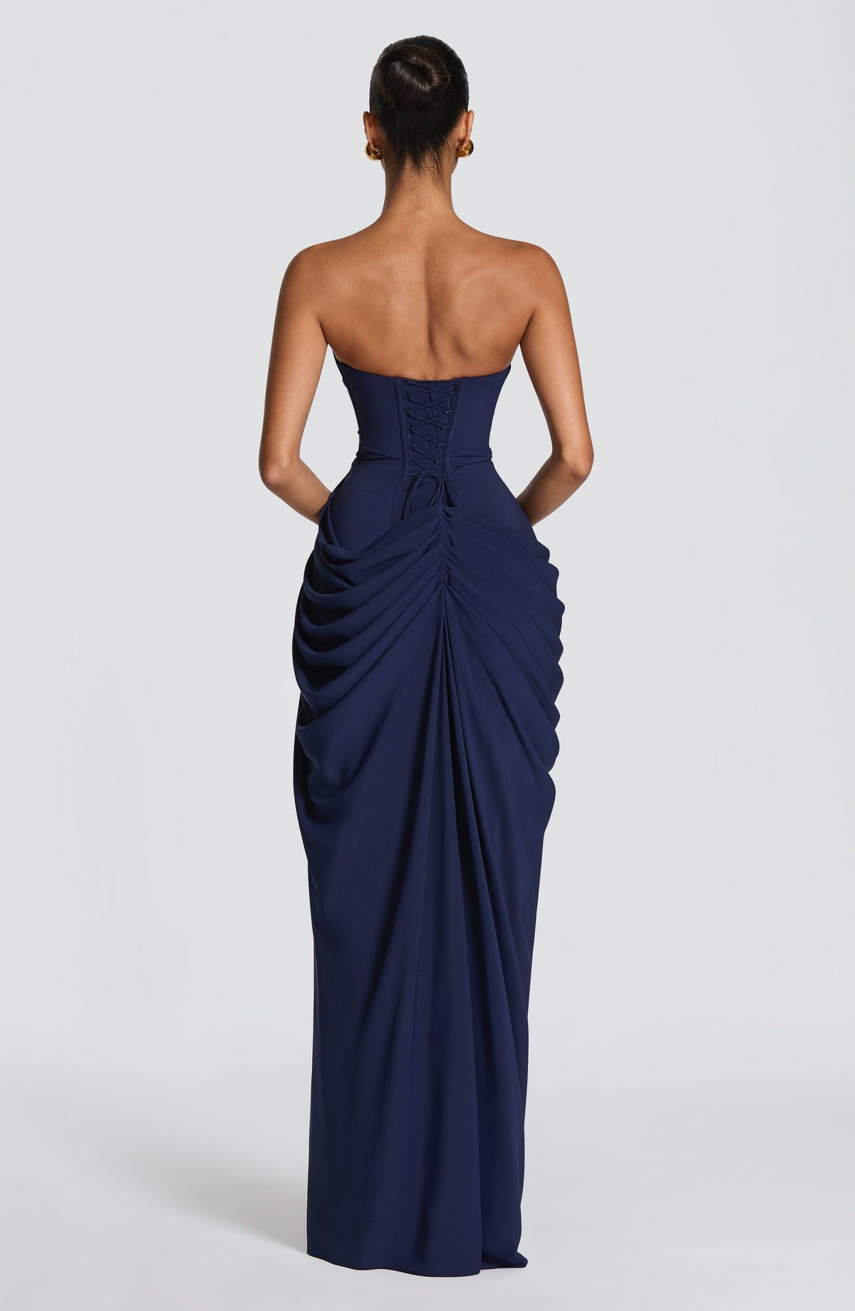 SKY - Eleganza escultural que define a tua figura da donna