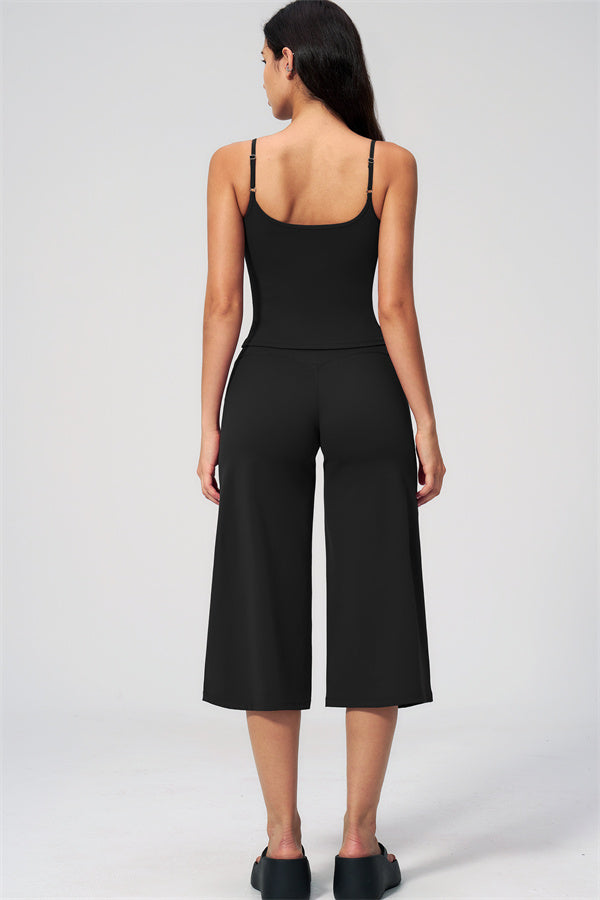 Nexus - Completo Top a Spalline e Pantaloni Corti a Gamba Larga per Donna