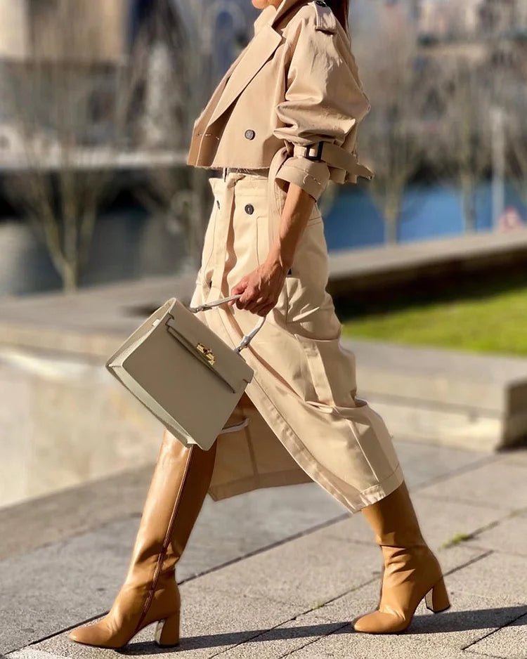 Elegante set due pezzi con giacca e gonna