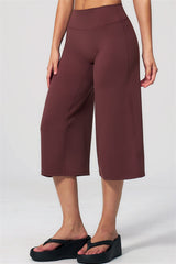 Nexus - Completo Top a Spalline e Pantaloni Corti a Gamba Larga per Donna