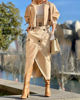 Elegante set due pezzi con giacca e gonna