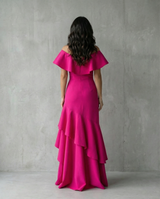 Isabel · Abito elegante da donna con volant e scollo a V