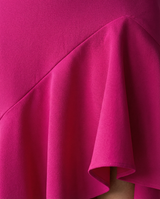 Isabel · Abito elegante da donna con volant e scollo a V